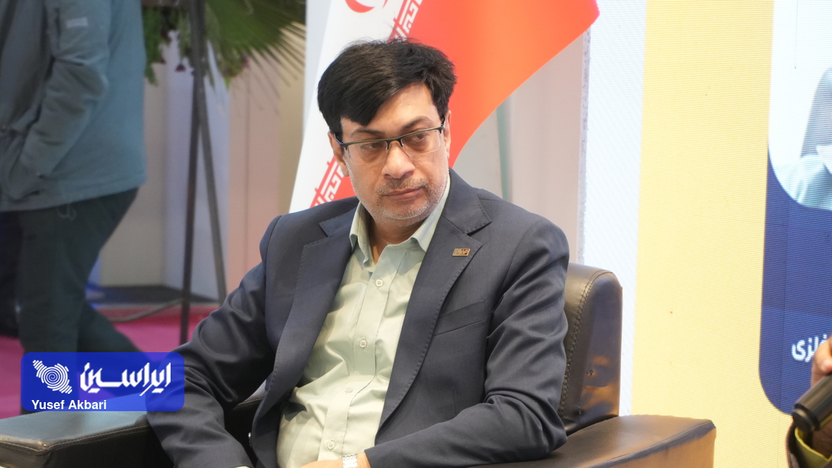 از تعامل با شرکتهای دانش بنیان و حضور آنها برای فرآوری محصولات جنبی و پسماندهای فولاد مبارکه استقبال میکنیم