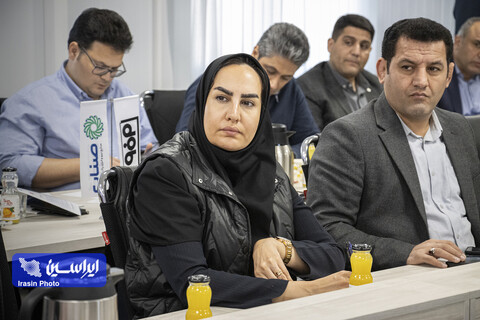 بازدید کمیته انرژی انجمن تولیدکنندگان فولاد ایران از نیروگاه خورشیدی فولاد مبارکه