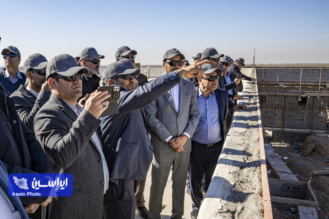 بازدید کمیته انرژی انجمن تولیدکنندگان فولاد ایران از نیروگاه خورشیدی فولاد مبارکه