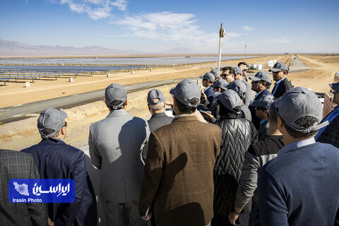 بازدید کمیته انرژی انجمن تولیدکنندگان فولاد ایران از نیروگاه خورشیدی فولاد مبارکه