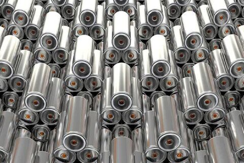 محققان طول عمر باتری لیتیومی را با کمک آب ۷۵۰ درصد افزایش دادند باتری لیتیومی