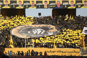 چشم ایران روشن؛ بازتاب افتتاح فاز اول بزرگترین نیروگاه خورشیدی ایران در ورزشگاه نقش جهان