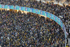 چشم ایران روشن؛ بازتاب افتتاح فاز اول بزرگترین نیروگاه خورشیدی ایران در ورزشگاه نقش جهان