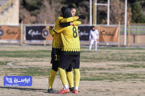 فوتبال بانوان سپاهان - نماینده بوشهر