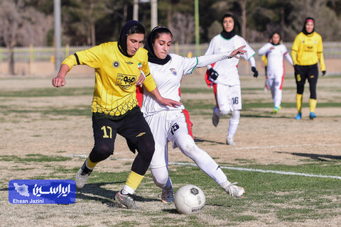 فوتبال بانوان سپاهان - نماینده بوشهر