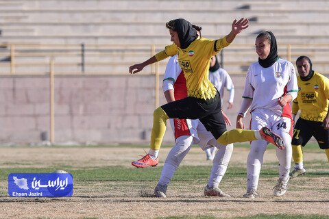 فوتبال بانوان سپاهان - نماینده بوشهر