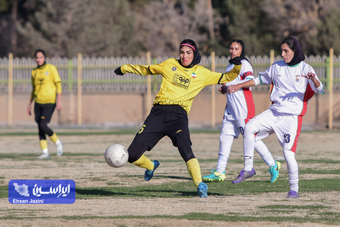 فوتبال بانوان سپاهان - نماینده بوشهر