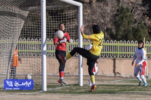 فوتبال بانوان سپاهان - نماینده بوشهر