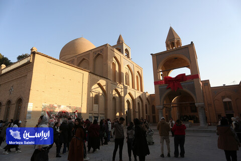 حال و هوای کلیسای وانک در آستانه سال نو میلادی