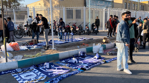 حال و هوای ورزشگاه نصیری یزد قبل از دیدار چادرملو و استقلال