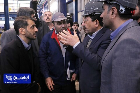 بازدید وزیر صمت از کارخانه نوین الکترود اردکان یزد