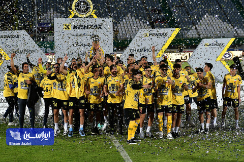 جشن قهرمانی سپاهان در سوپرجام ایران