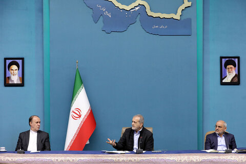 رفتار صادقانه کلید همراهی مردم با حاکمان / باید کاری کنیم مردم از ما راضی باشند پزشکیان