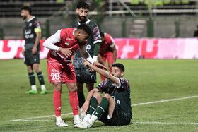 ذوب آهن - پرسپولیس