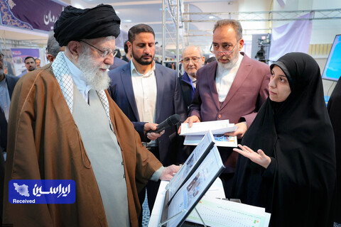 بازدید رهبر انقلاب از نمایشگاه توانمندی‌ها و دستاوردهای بخش خصوصی