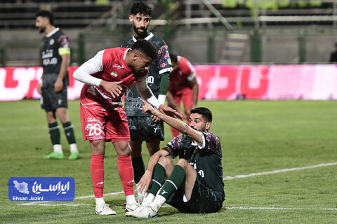 ذوب آهن - پرسپولیس