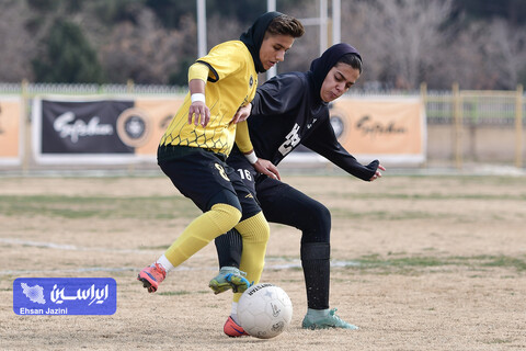 فوتبال بانوان سپاهان -آوا تهران