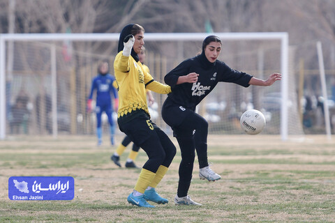 فوتبال بانوان سپاهان -آوا تهران