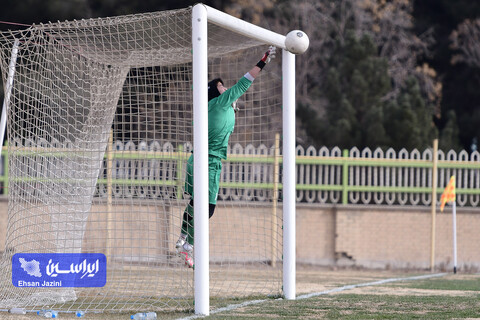 فوتبال بانوان سپاهان -آوا تهران