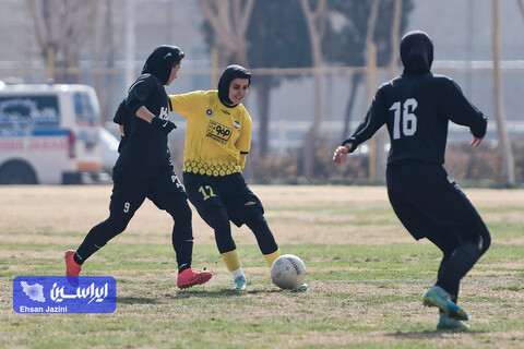 فوتبال بانوان سپاهان -آوا تهران