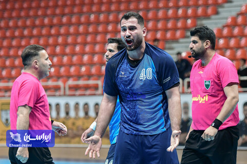 هندبال سپاهان - نفت و گاز