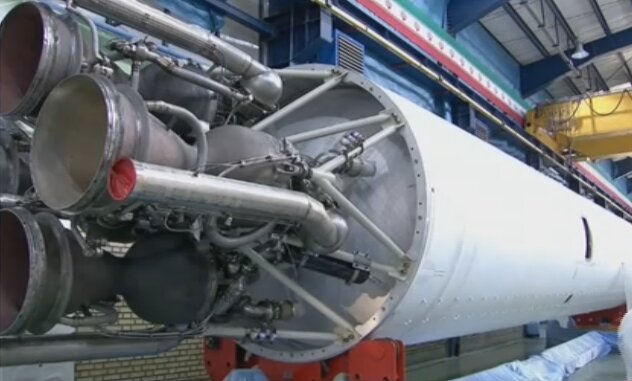 بازدید رئیسجمهور از دستاوردهای فضایی وزارت دفاع