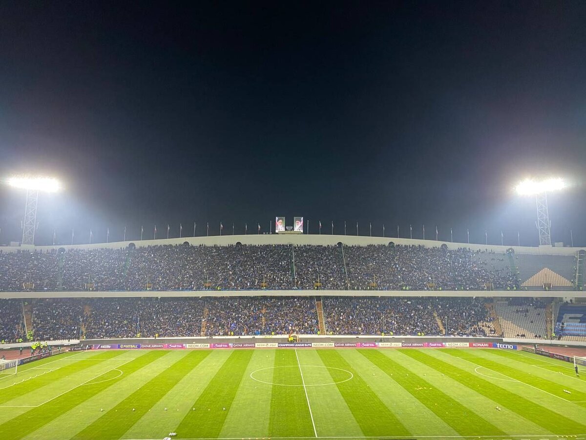 حضور پرشور هواداران استقلال در ورزشگاه آزادی