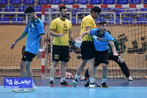 هندبال فولاد مبارکه سپاهان - نیروی زمینی کازرون