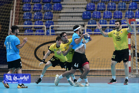 هندبال فولاد مبارکه سپاهان - نیروی زمینی کازرون