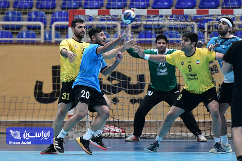 هندبال فولاد مبارکه سپاهان - نیروی زمینی کازرون