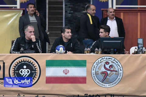 هندبال فولاد مبارکه سپاهان - نیروی زمینی کازرون