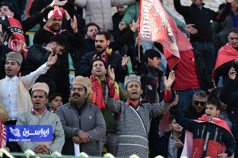 ذوب آهن - تراکتور