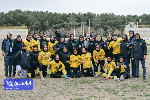 فوتبال بانوان سپاهان - طاران