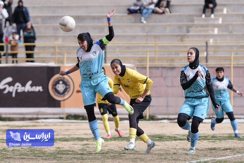 فوتبال بانوان سپاهان - طاران