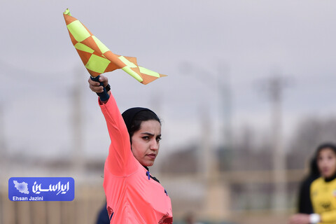 فوتبال بانوان سپاهان - طاران