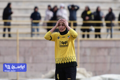 فوتبال بانوان سپاهان - طاران