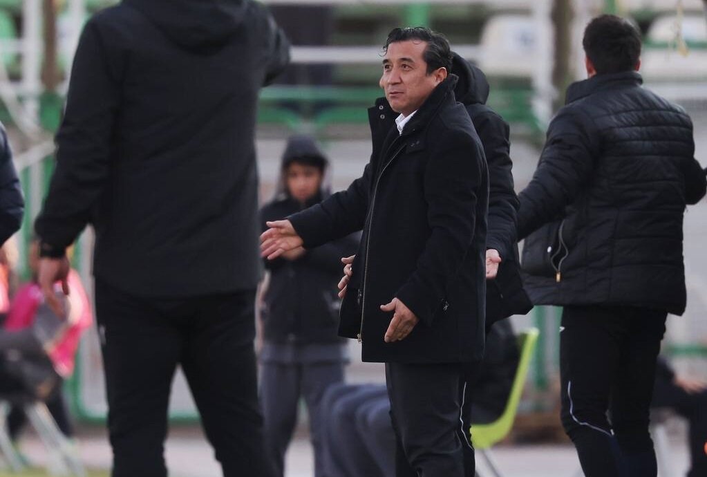 خداداد عزیزی: سفارشی به تراکتور نیامده‌ام
