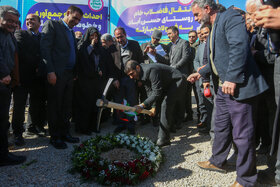 کلنگ زنی احداث جاده ورودی و شبکه انتقال فاضلاب روستا حسن آباد با سرمایه‌گذاری فولاد مبارکه