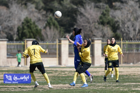 سپاهان - ایستا کردستان