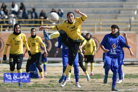 سپاهان - ایستا کردستان