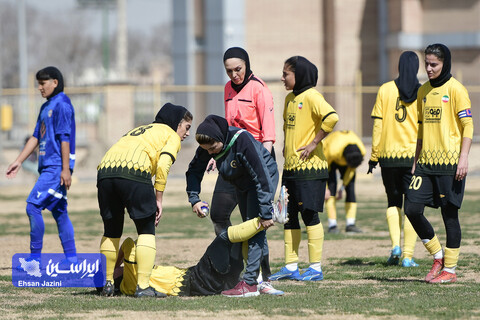 سپاهان - ایستا کردستان