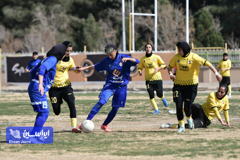 سپاهان - ایستا کردستان