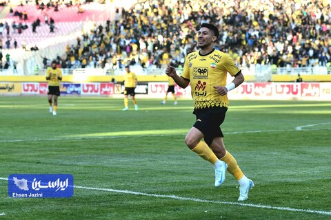 مهدی لیموچی بهترین بازیکن سپاهان در سال ۱۴۰۳ از نگاه مخاطبان ایراسین سپاهان - ذوب آهن