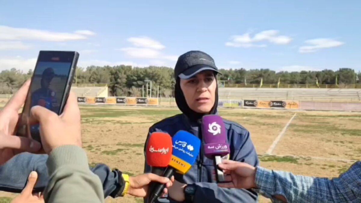 سرمربی سپاهان: تا روز آخر شایسته قهرمانی بودیم
