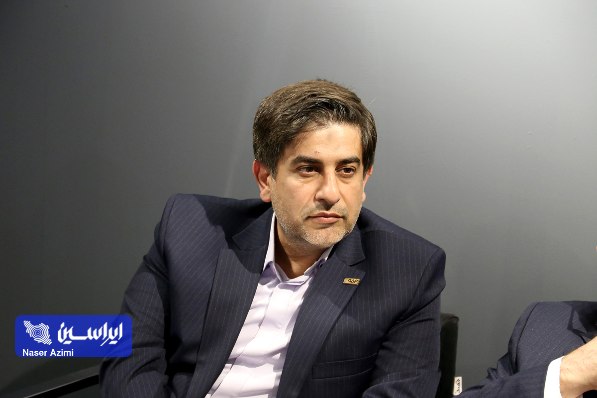 بازدید مدیرعامل فولاد مبارکه از نمایشگاه بینالمللی تجارت با اوراسیا