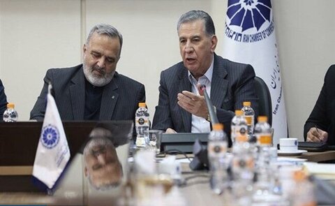 هشدار رئیس اتاق ایران نسبت به افزایش صدور کارت بازرگانی صمد حسن زاده