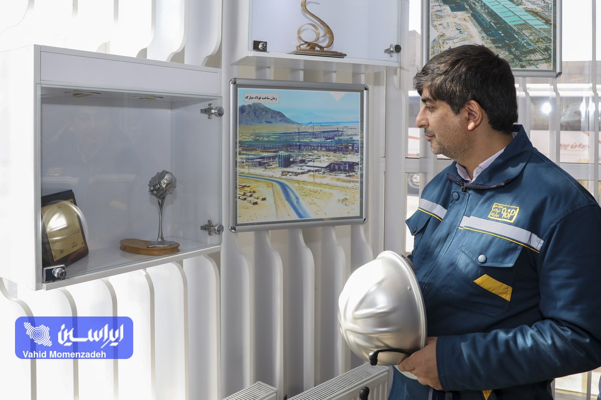 حسن مطلع نخستین روزِ کاری مدیرعامل فولاد مبارکه تجدید بیعت با آرمانهای شهدا و دیدار با کارکنان