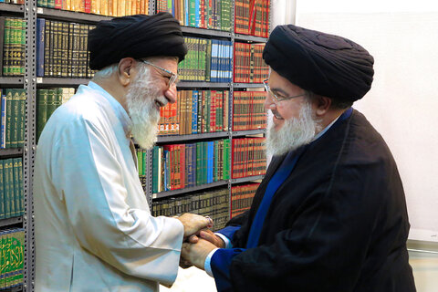 حضرت سیدحسن نصرالله اکنون در اوج عزت است/ روح و راه نصرالله، سرافرازانه راهنمای رهروان است رهبر