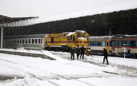 آماده باش کامل راهآهن در پی هشدار قرمز هواشناسی قطار