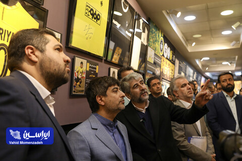 بازدید مدیرعامل فولاد مبارکه از ورزشگاه نقش جهان و دیدار با بازیکنان و کادر فنی تیم فوتبال سپاهان